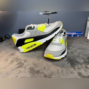 Nike Air Max 90 “OG Volt”